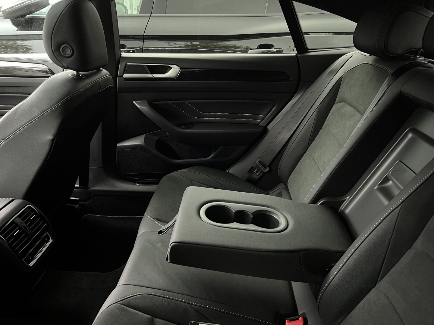 VW Arteon 2.0TDI 4Motion DSG R-Line Matrix LED З Німеччини (120888)