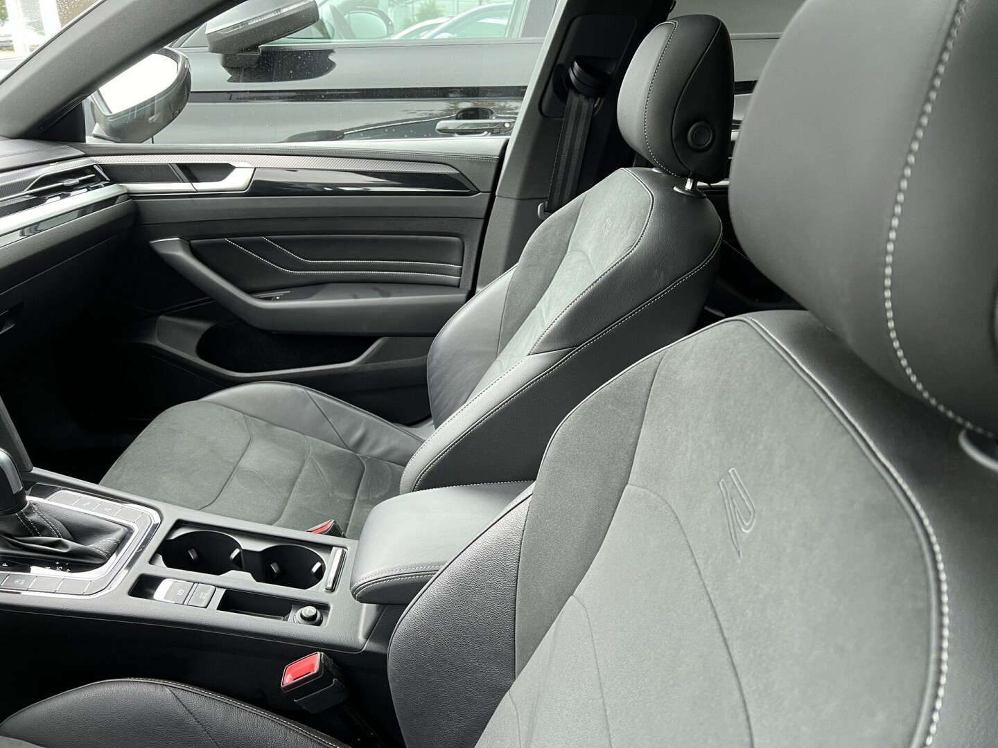 VW Arteon 2.0TDI 4Motion DSG R-Line Matrix LED З Німеччини (120886)