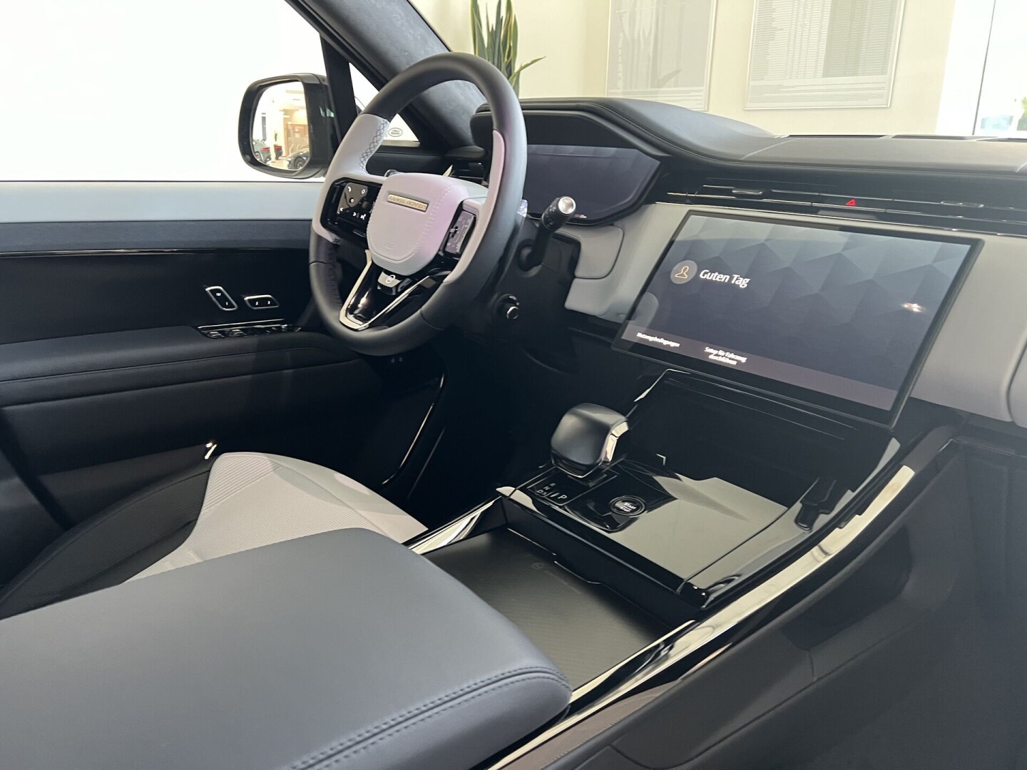 Range Rover Sport P635 SV Edition One Black З Німеччини (120913)