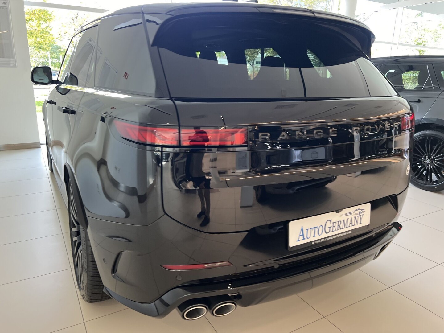 Range Rover Sport P635 SV Edition One Black З Німеччини (120918)