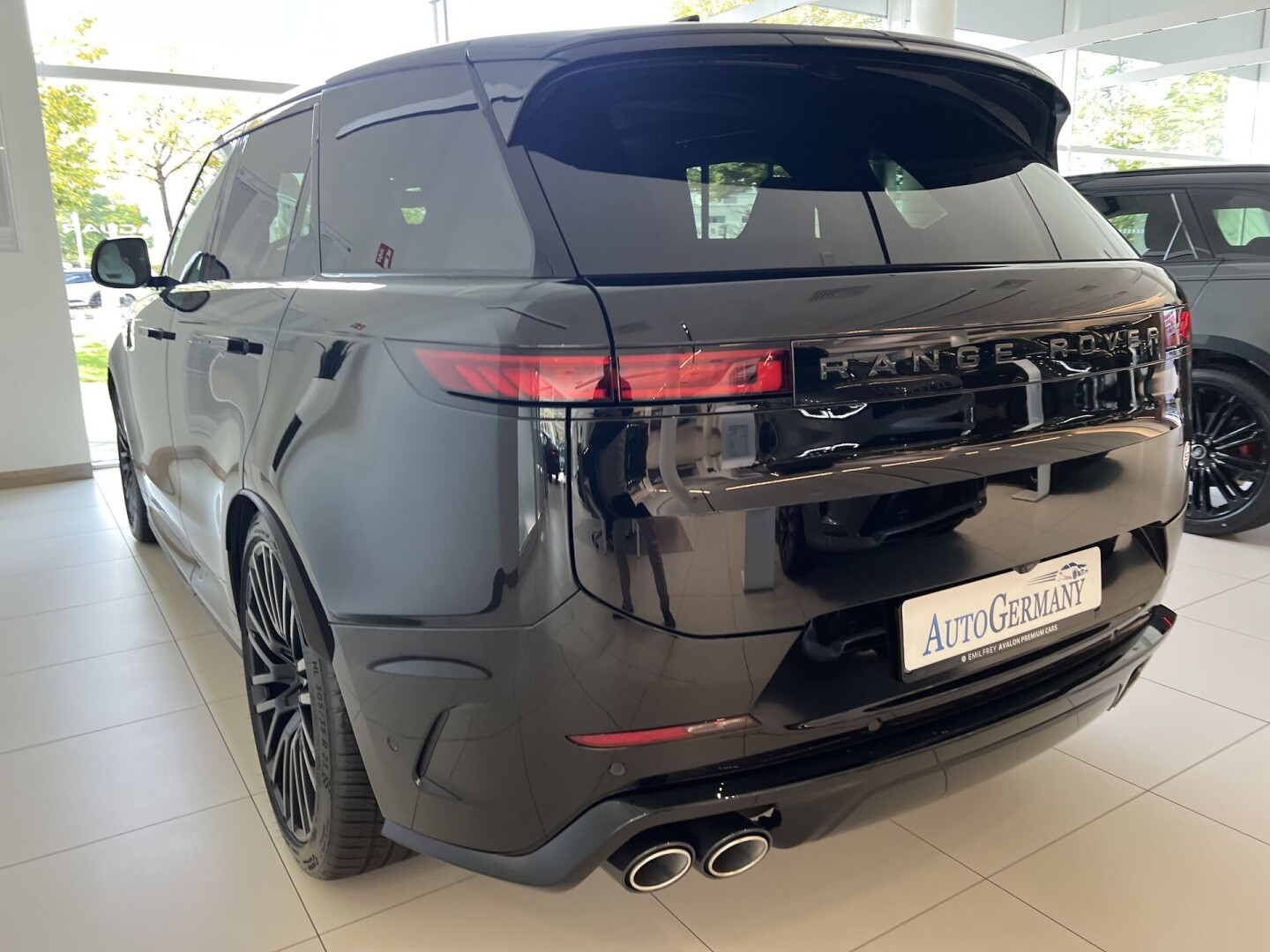 Range Rover Sport P635 SV Edition One Black З Німеччини (120923)