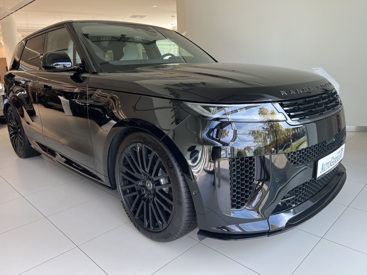 Range Rover Sport P635 SV Edition One Black З Німеччини (120901)