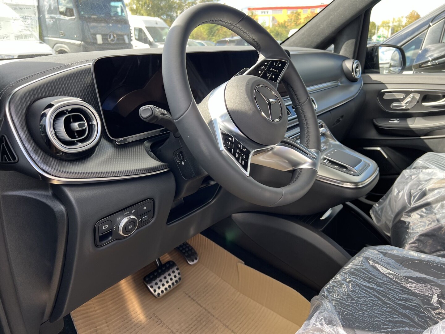 Mercedes-Benz V300d 4Matic Airmatic Avantgarde Extralang 7-Seat З Німеччини (120989)