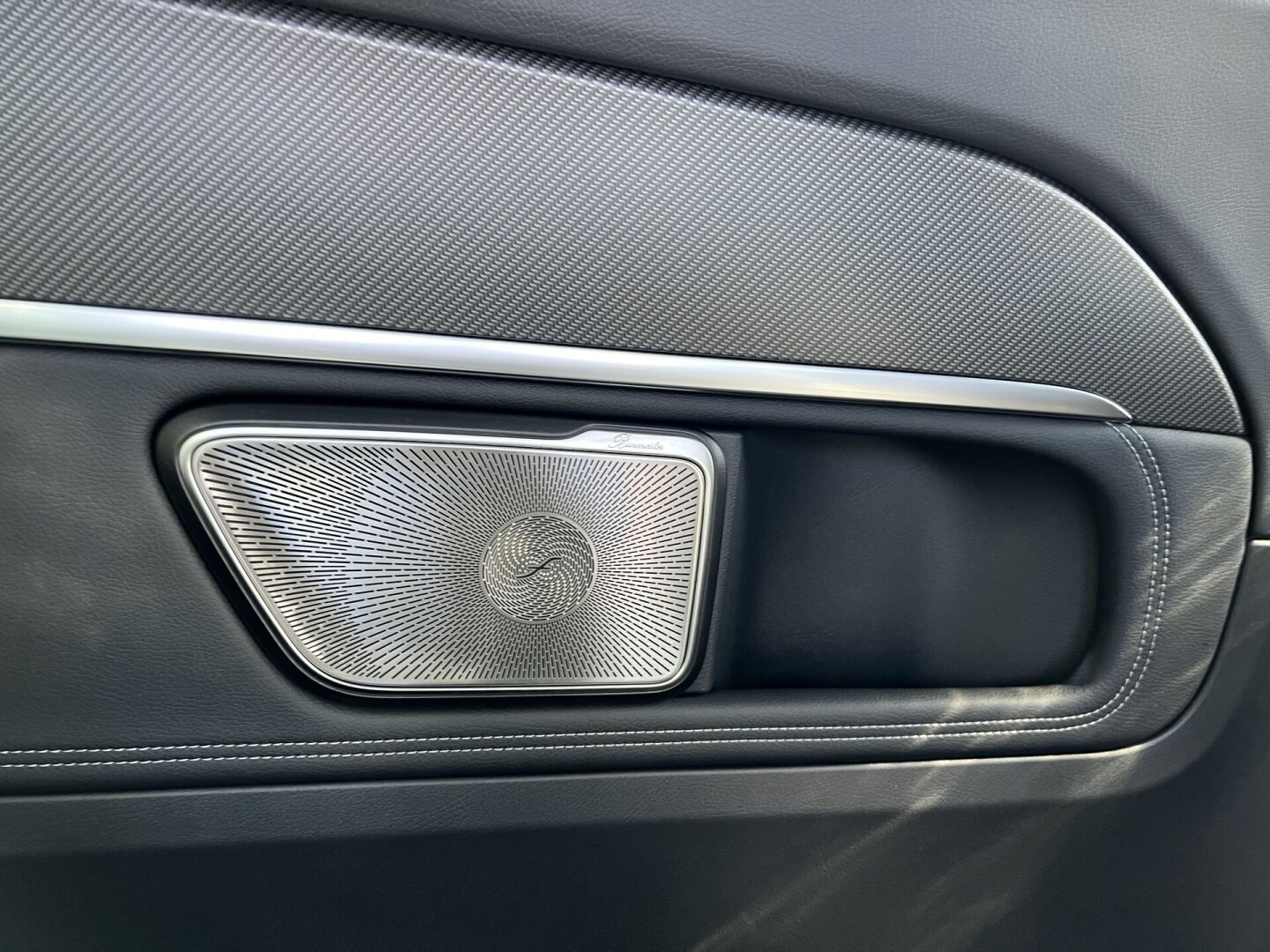 Mercedes-Benz V300d 4Matic Airmatic Avantgarde Extralang 7-Seat З Німеччини (121005)