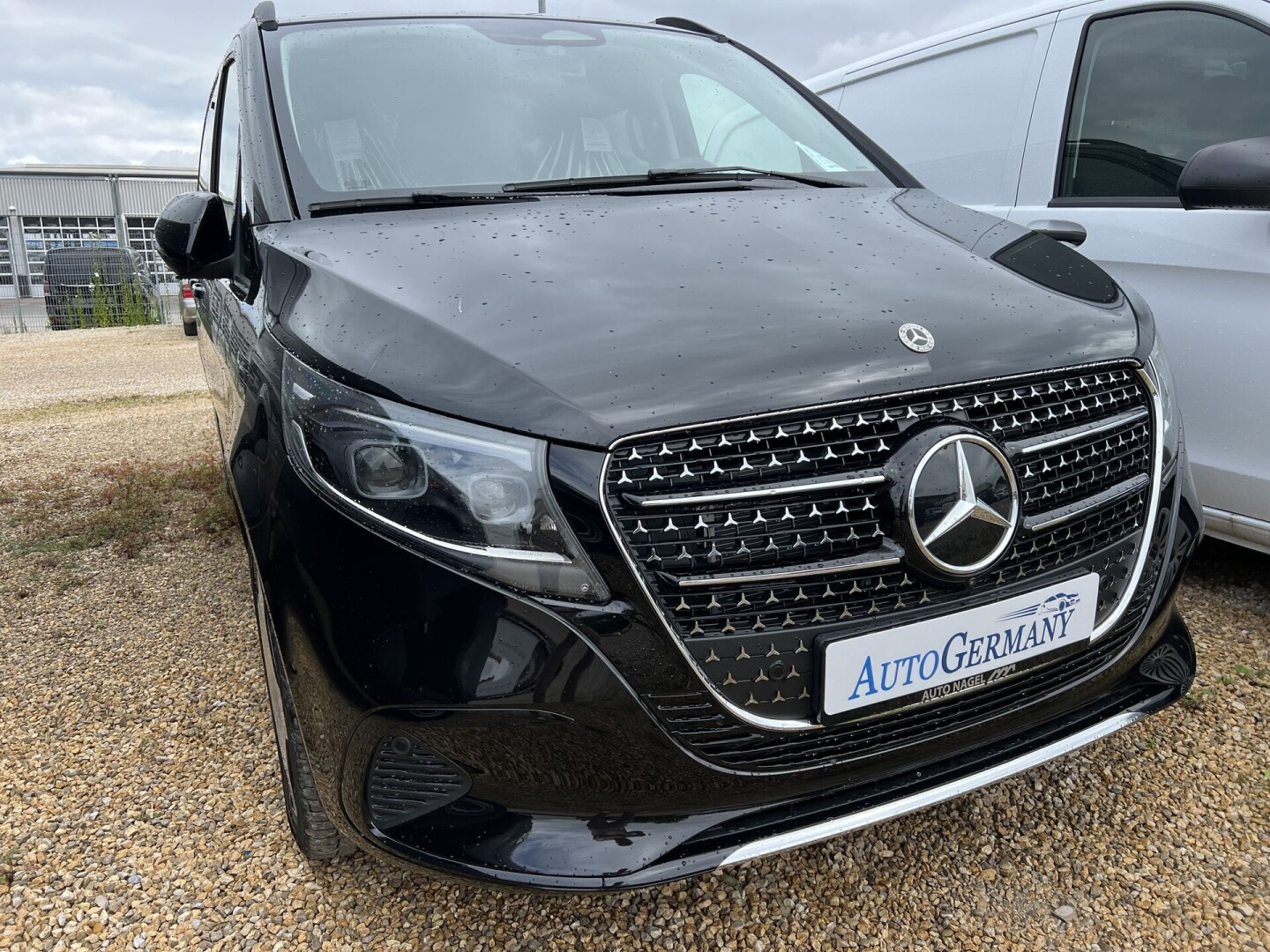Mercedes-Benz V300d 4Matic Airmatic Avantgarde Extralang 7-Seat З Німеччини (120982)