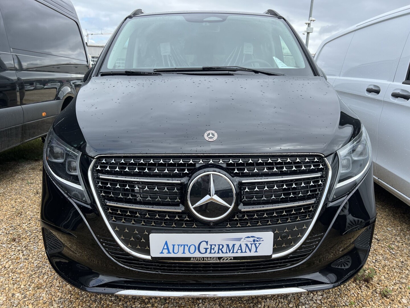 Mercedes-Benz V300d 4Matic Airmatic Avantgarde Extralang 7-Seat З Німеччини (120981)