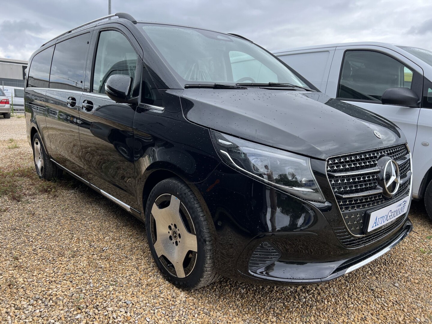 Mercedes-Benz V300d 4Matic Airmatic Avantgarde Extralang 7-Seat З Німеччини (120972)