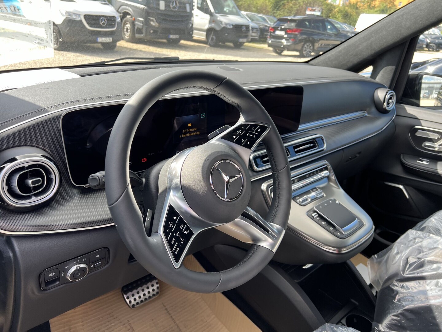 Mercedes-Benz V300d 4Matic Airmatic Avantgarde Extralang 7-Seat З Німеччини (120990)