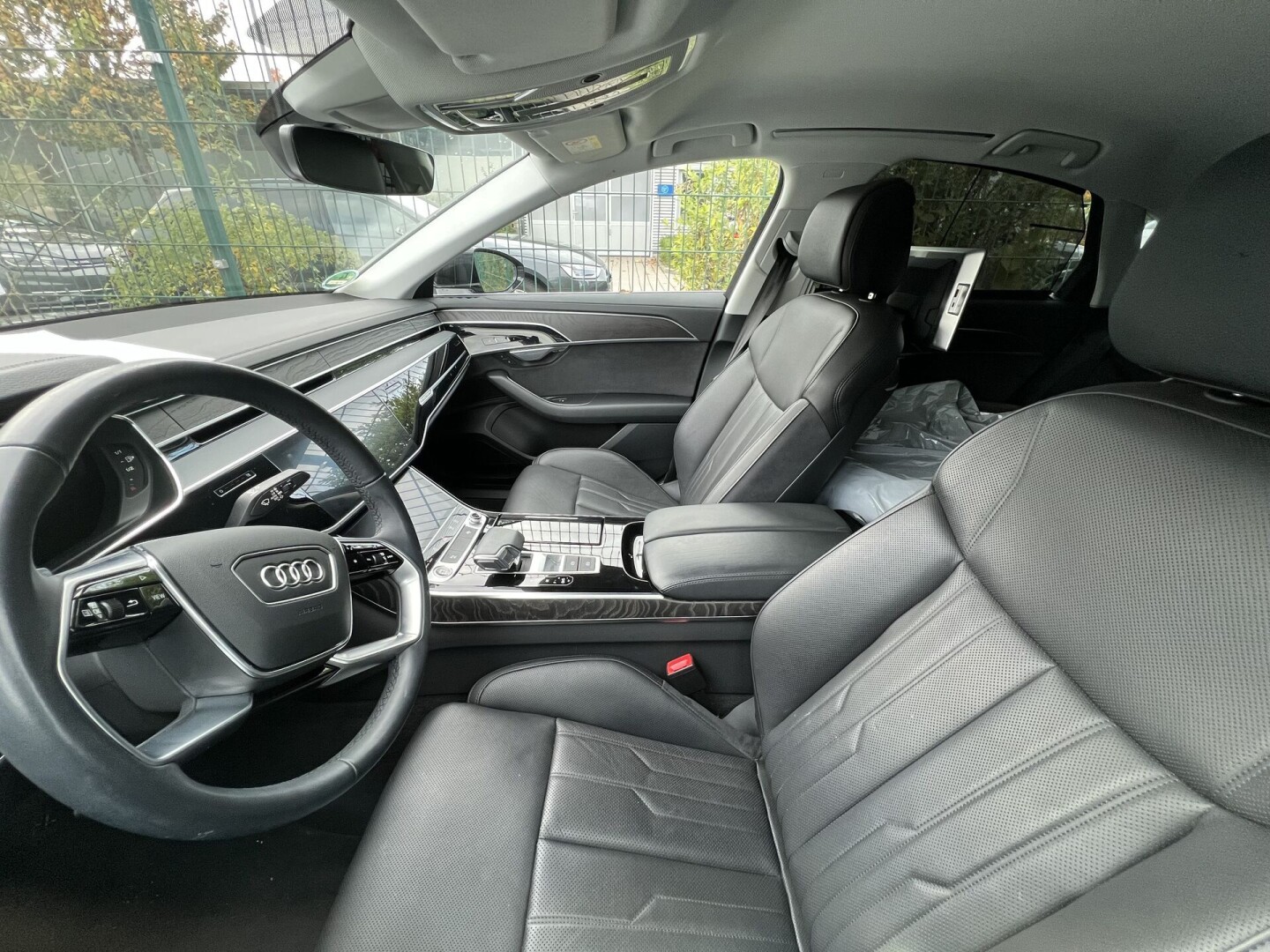 Audi A8 50TDI Quattro 286PS HD-Matrix  З Німеччини (121022)
