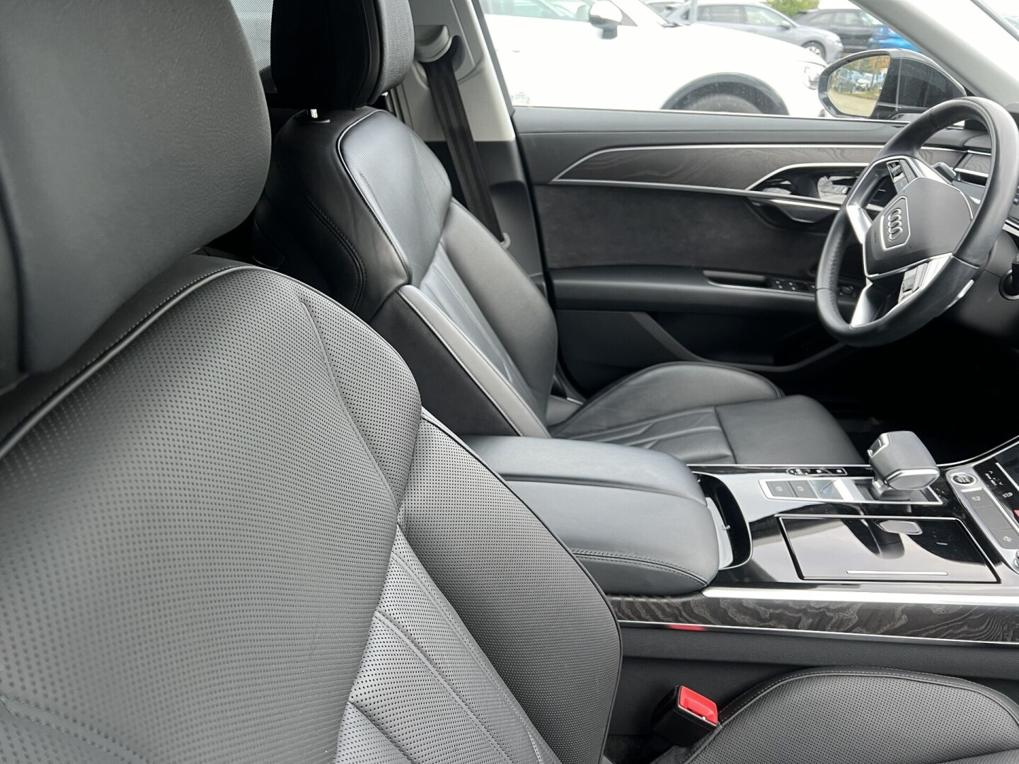 Audi A8 50TDI Quattro 286PS HD-Matrix  З Німеччини (121021)