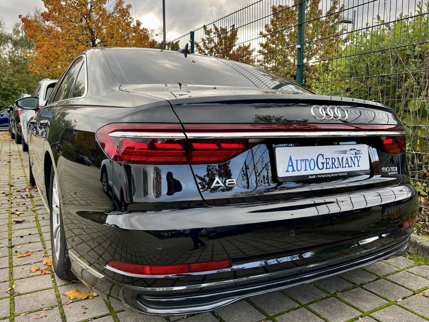 Audi A8 50TDI Quattro 286PS HD-Matrix  З Німеччини (121012)