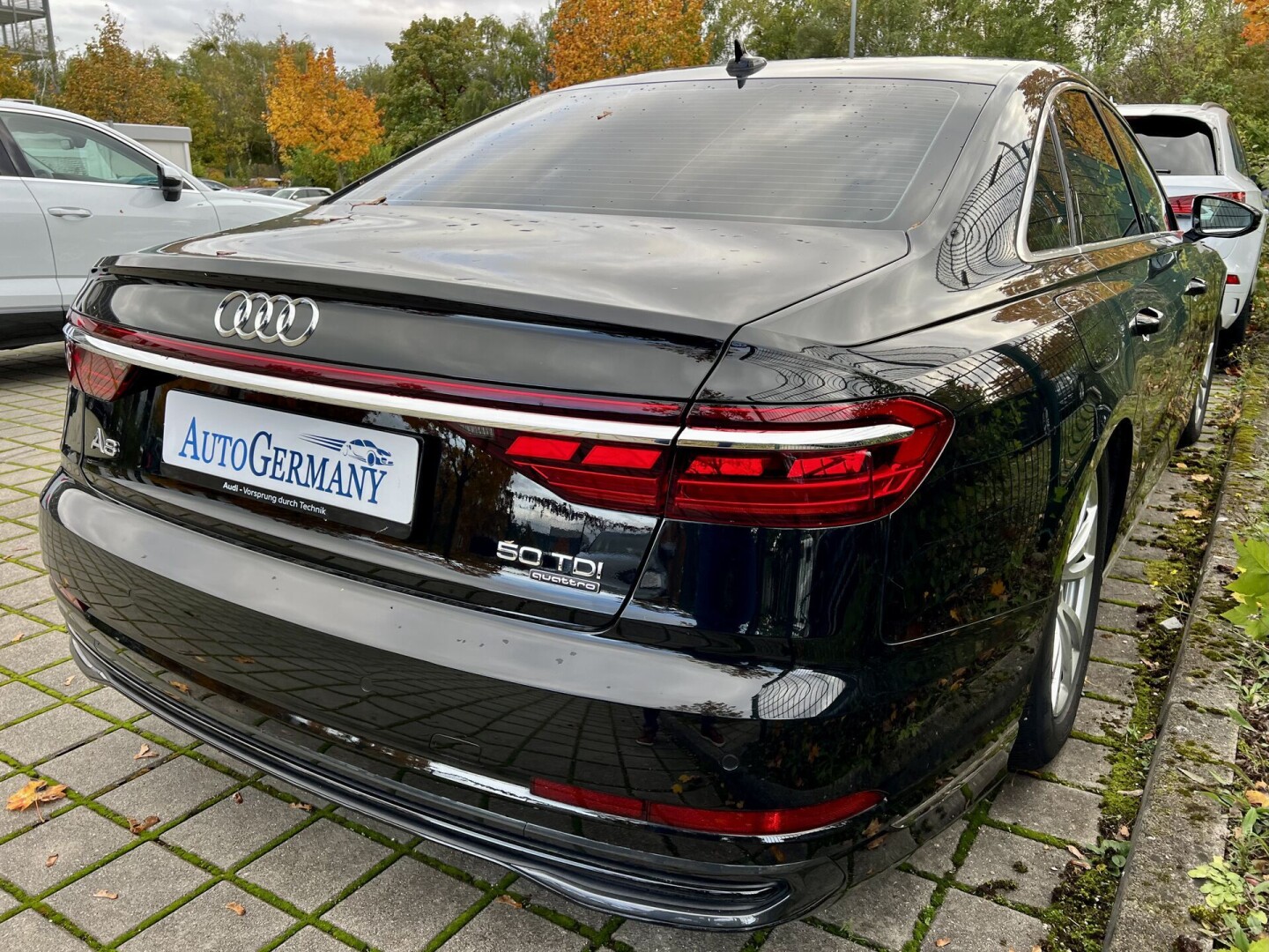Audi A8 50TDI Quattro 286PS HD-Matrix  З Німеччини (121016)