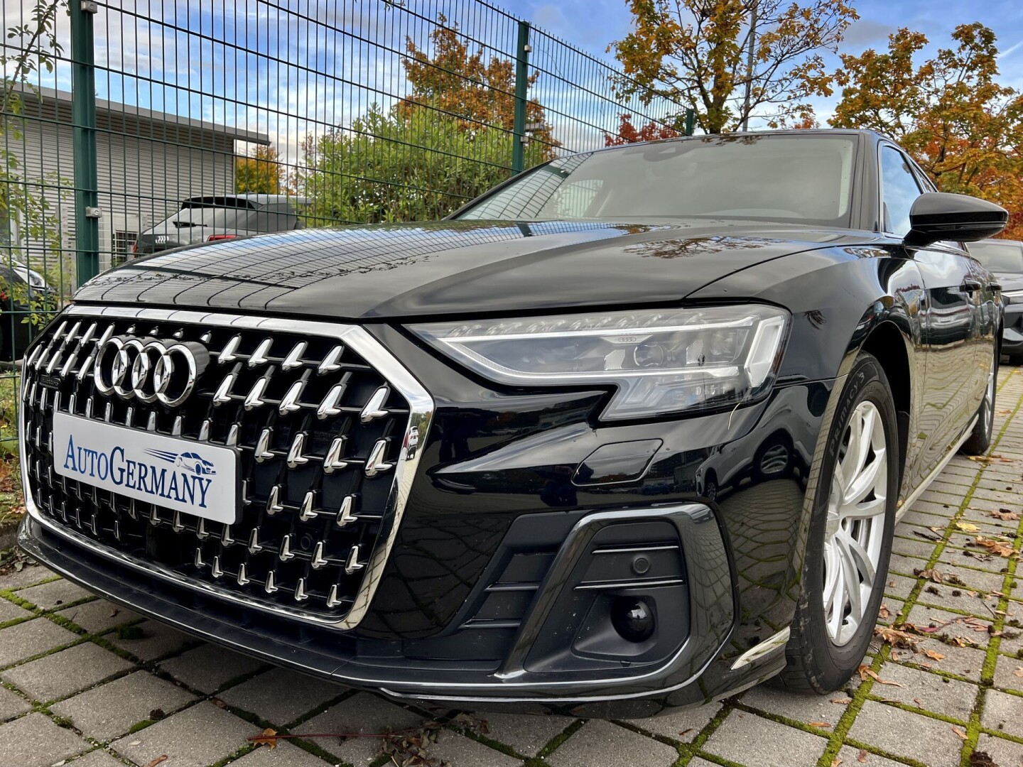Audi A8 50TDI Quattro 286PS HD-Matrix  З Німеччини (121030)