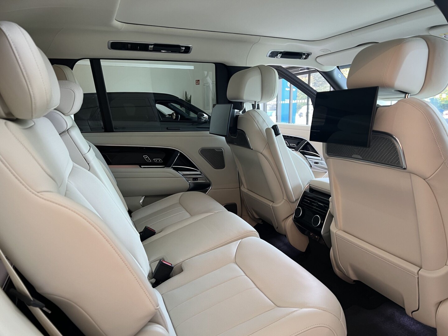Land Rover Range Rover Autobiography P530 LWB SHADOW З Німеччини (121131)