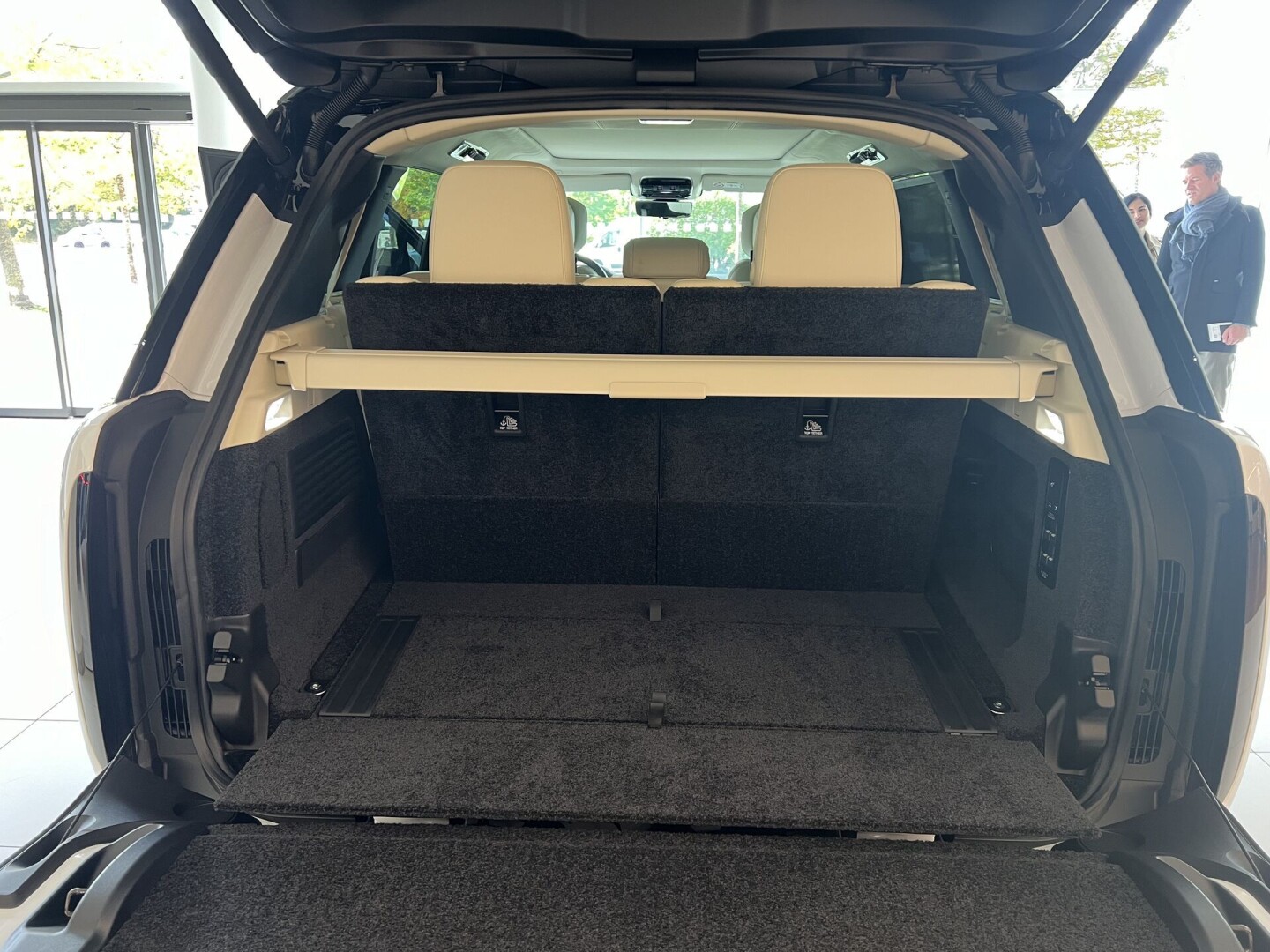 Land Rover Range Rover Autobiography P530 LWB SHADOW З Німеччини (121133)