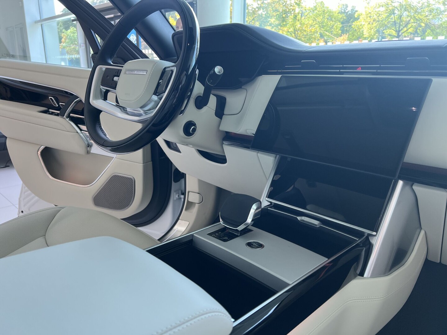 Land Rover Range Rover Autobiography P530 LWB SHADOW З Німеччини (121097)