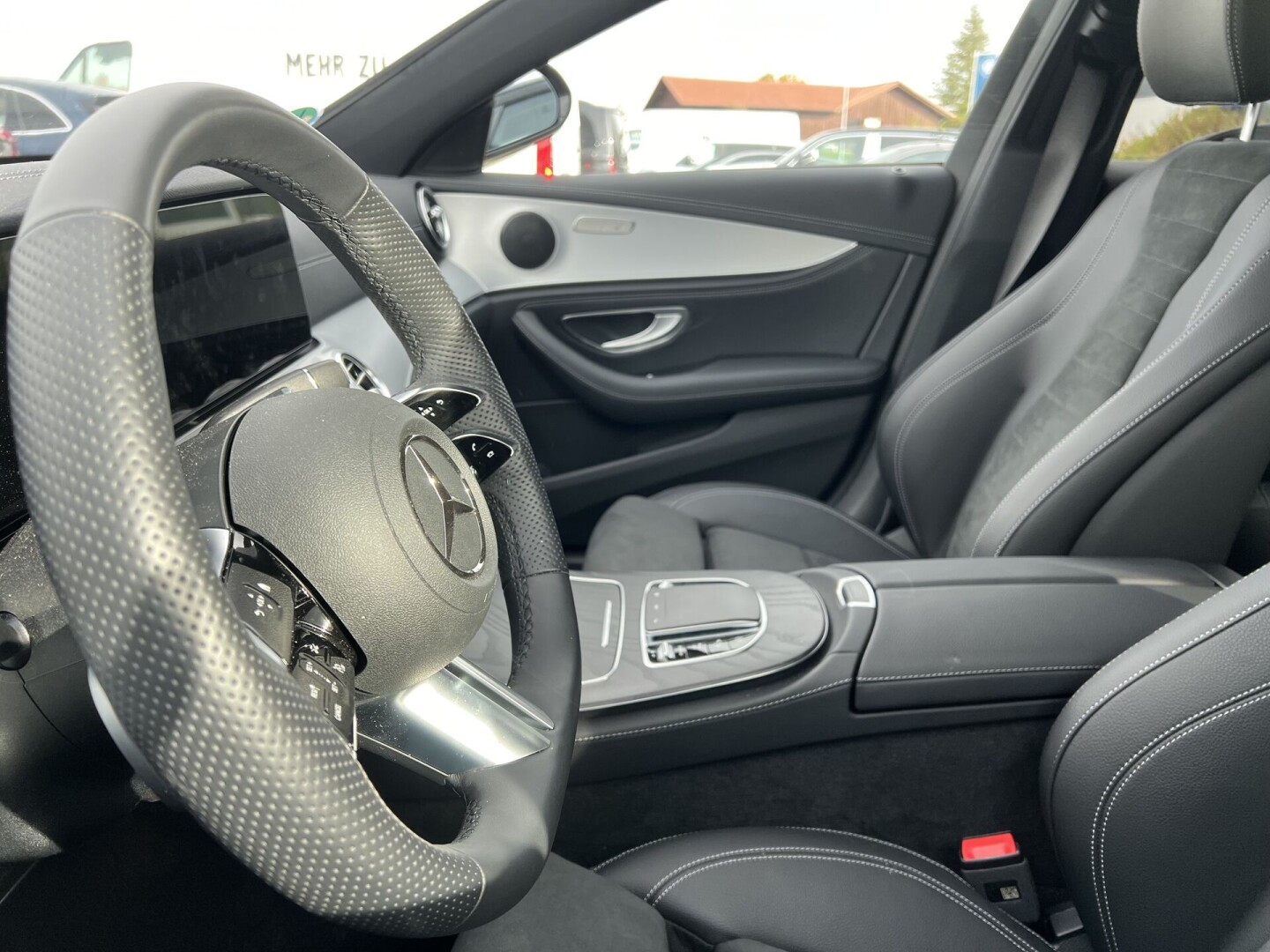 Mercedes-Benz E400d 330PS 4-Matic AMG  З Німеччини (121139)