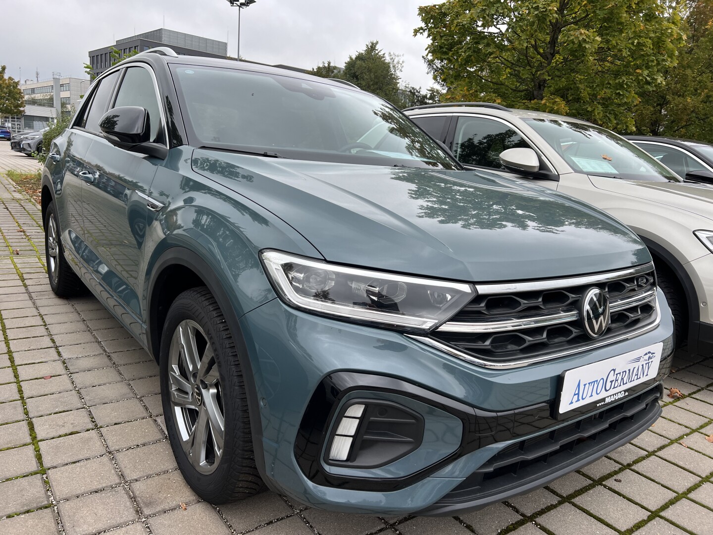 VW T-Roc 2.0TDI R-Line 150PS DSG LED З Німеччини (121777)