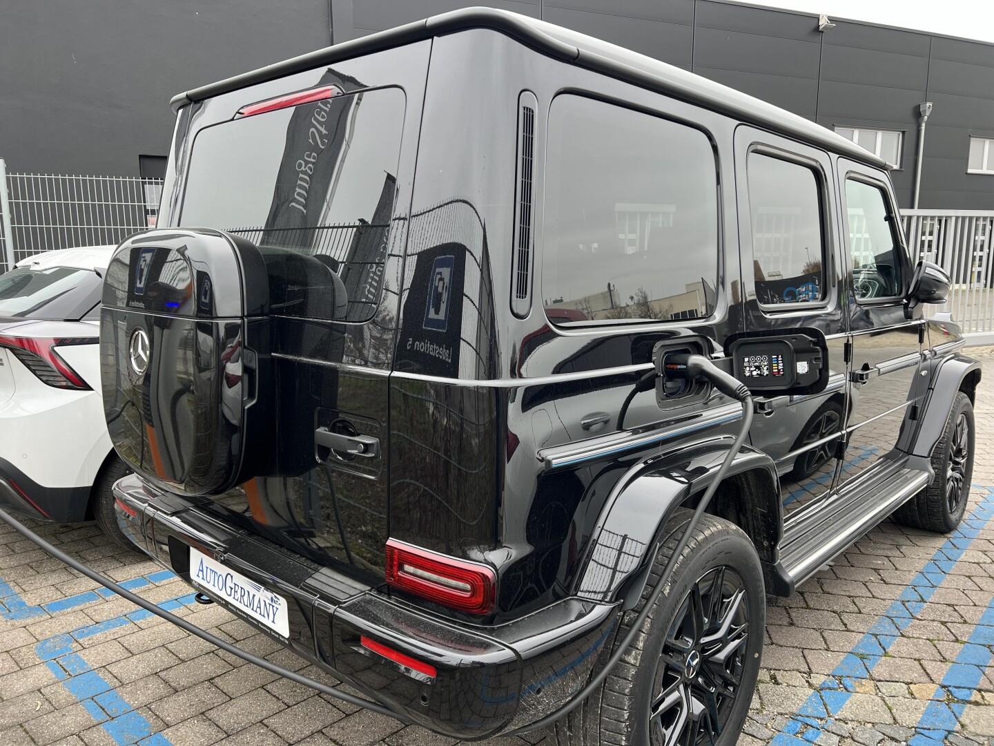 Mercedes-Benz G580 EQ Edition One 587PS G-Turn AMG Из Германии (121849)