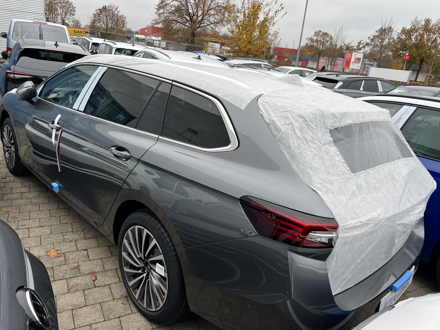 Skoda SuperB 2.0TDI 4x4 DSG Laurin&Klement Aus Deutschland (121960)