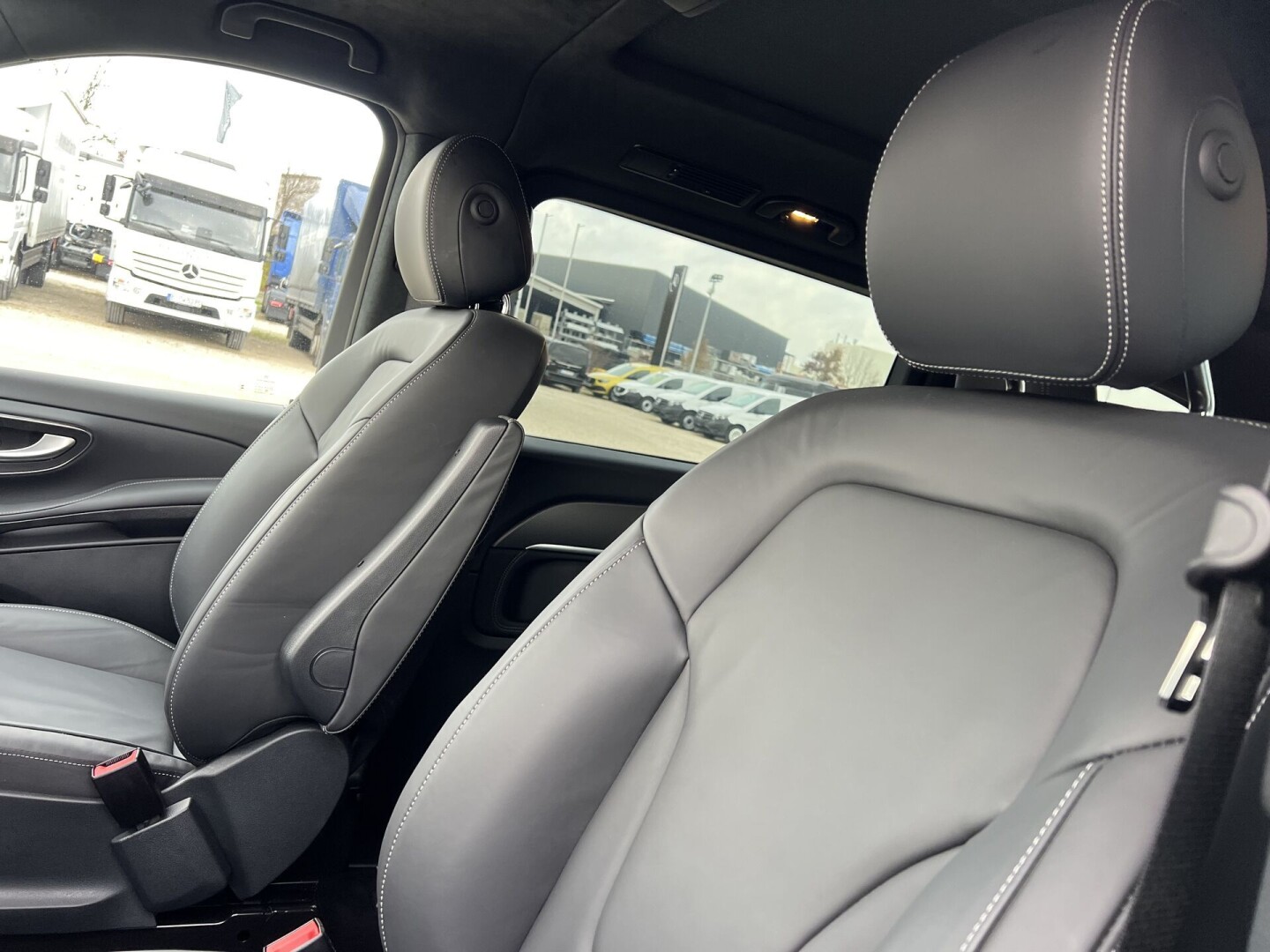 Mercedes-Benz V300d 4Matic AMG Avantgarde Edition Lang З Німеччини (122711)