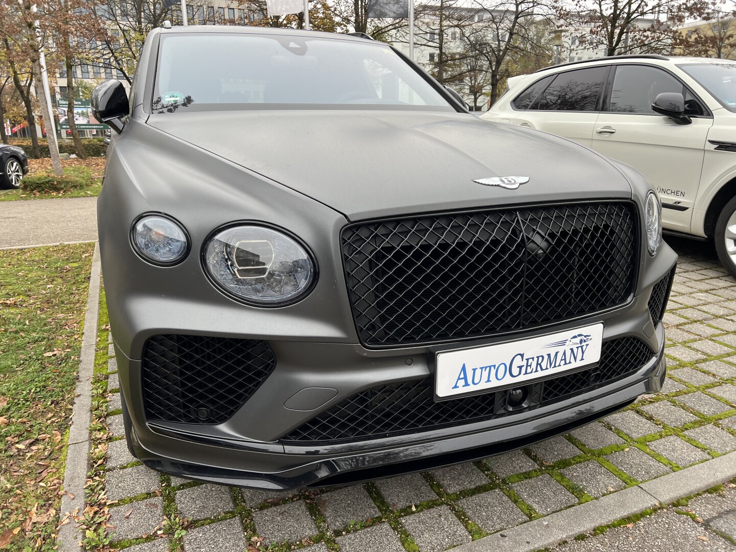 Bentley Bentayga 4.0 V8 Azure 551PS Magno-Matt Individual З Німеччини (122865)