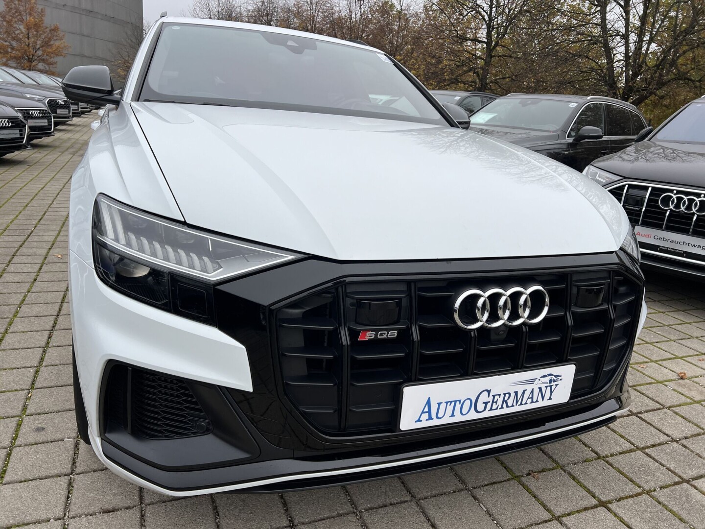 Audi SQ8 4.0TDI Black-Paket Individual HD-Matrix  З Німеччини (122911)
