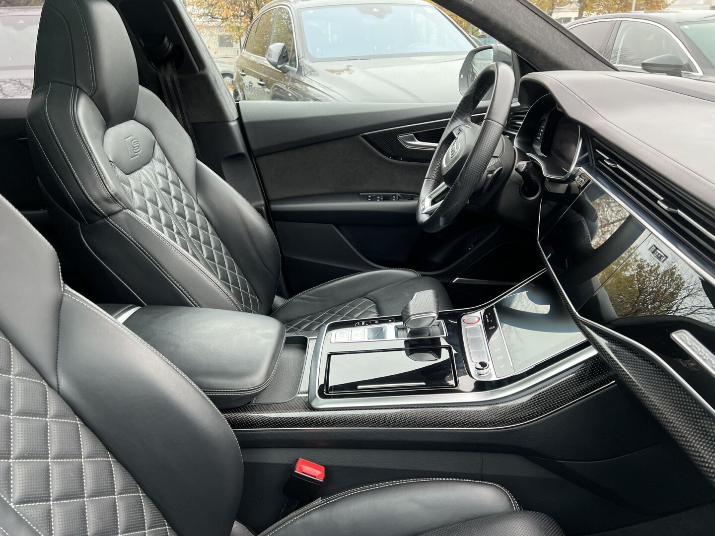 Audi SQ8 4.0TDI Black-Paket Individual HD-Matrix  З Німеччини (122902)