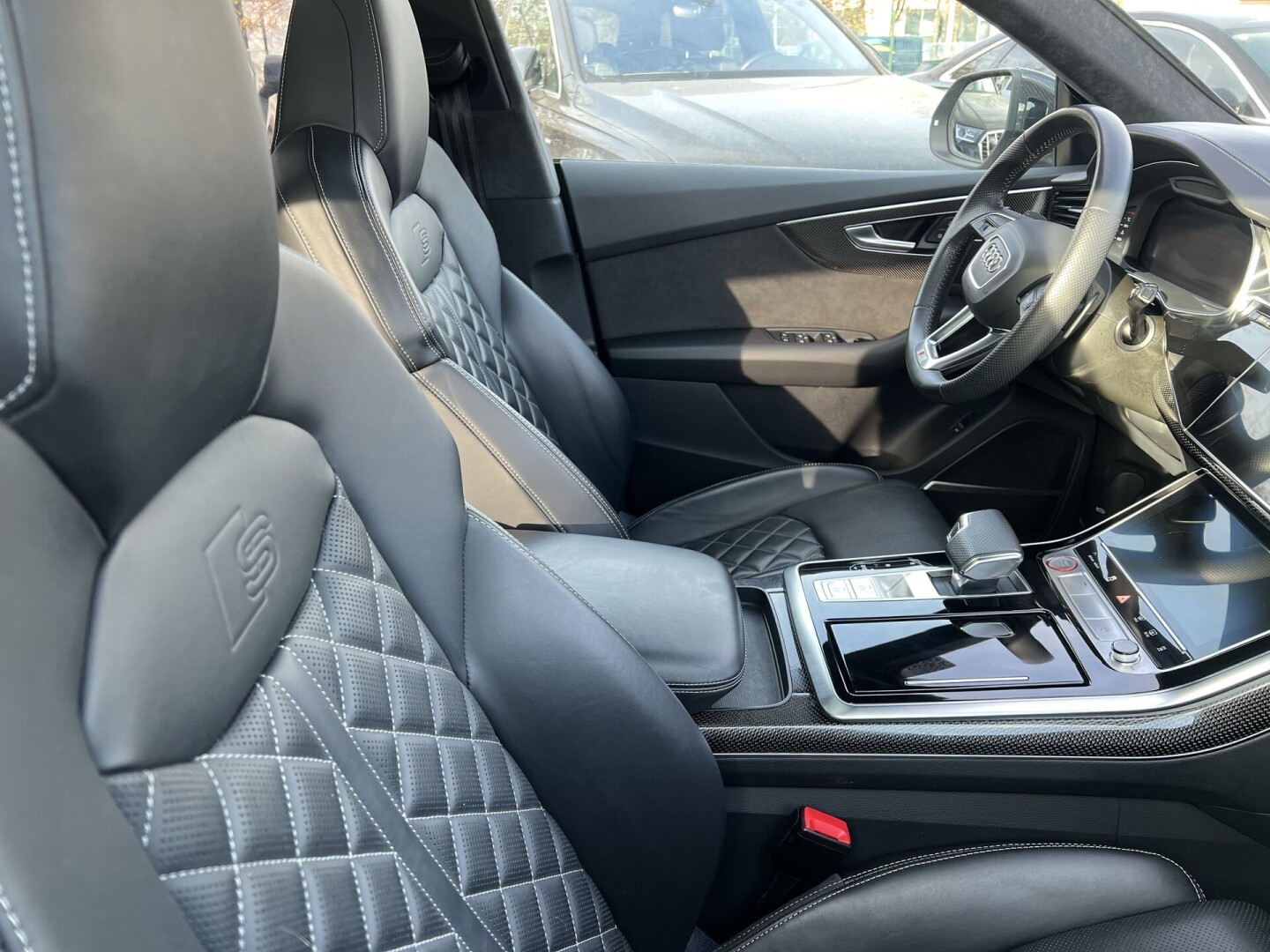 Audi SQ8 4.0TDI Black-Paket Individual HD-Matrix  З Німеччини (122925)