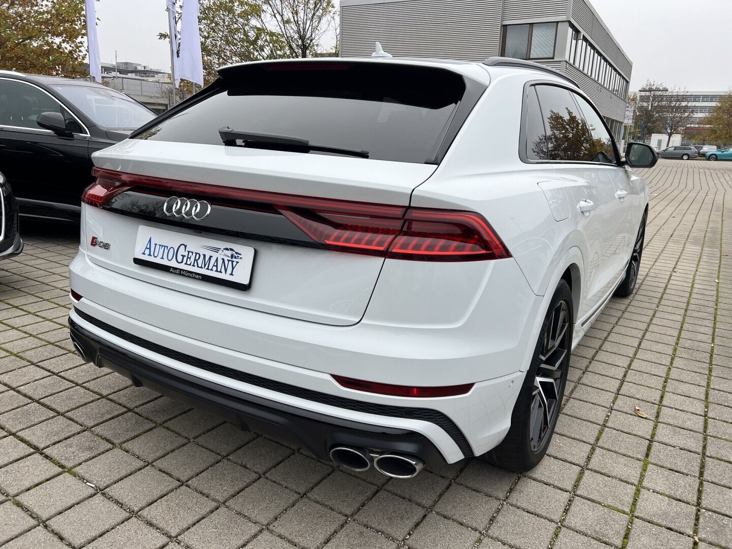 Audi SQ8 4.0TDI Black-Paket Individual HD-Matrix  З Німеччини (122920)