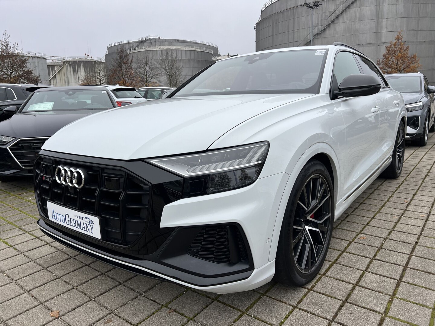 Audi SQ8 4.0TDI Black-Paket Individual HD-Matrix  З Німеччини (122914)