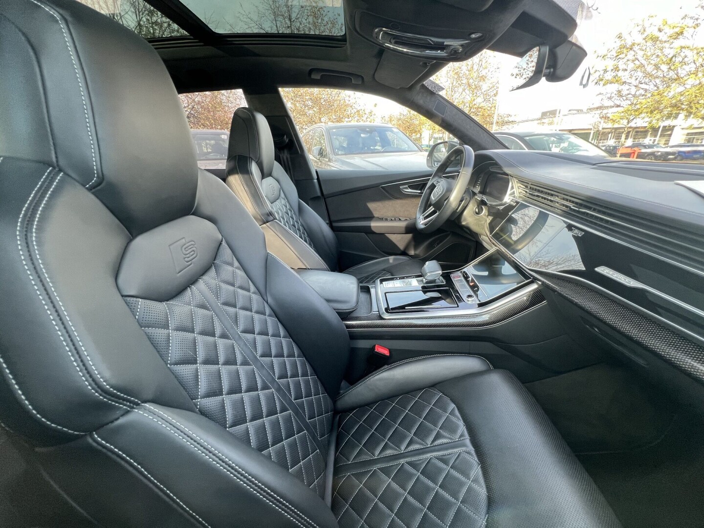 Audi SQ8 4.0TDI Black-Paket Individual HD-Matrix  З Німеччини (122922)