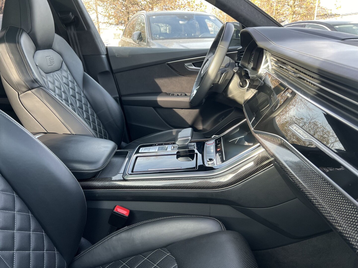 Audi SQ8 4.0TDI Black-Paket Individual HD-Matrix  З Німеччини (122923)