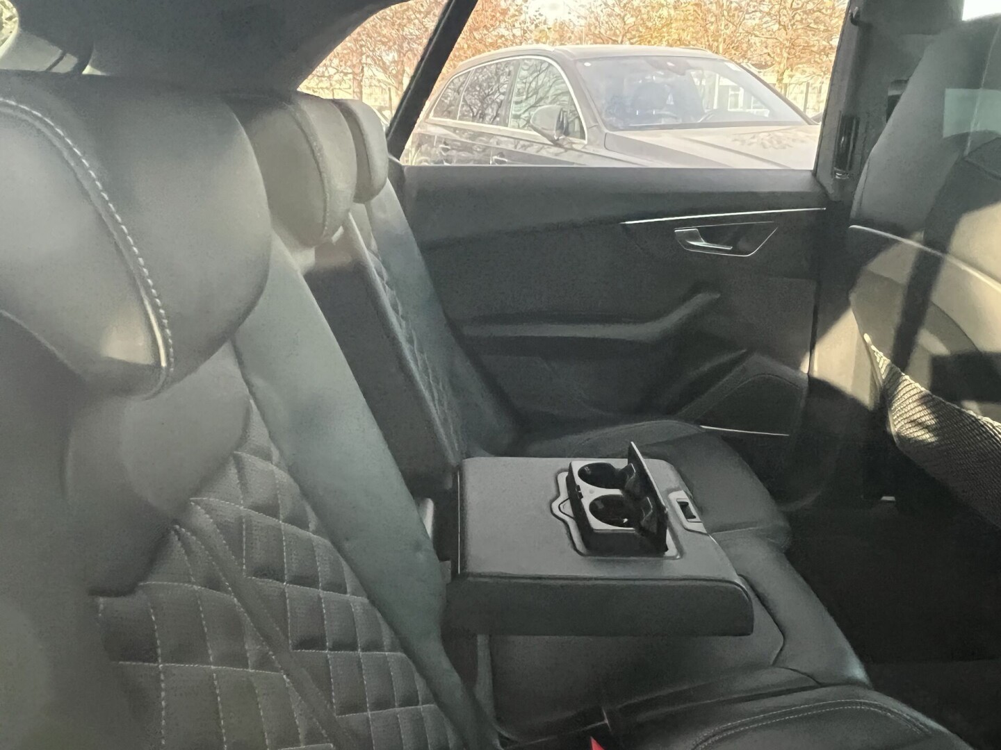 Audi SQ8 4.0TDI Black-Paket Individual HD-Matrix  З Німеччини (122926)
