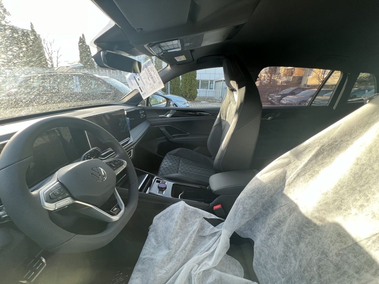 VW Tiguan 2.0TDI 193PS R-Line 4Motion IQ-Light DSG З Німеччини (122985)
