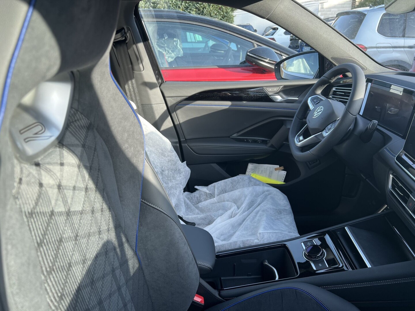 VW Tiguan 2.0TDI 193PS R-Line 4Motion IQ-Light DSG З Німеччини (122977)