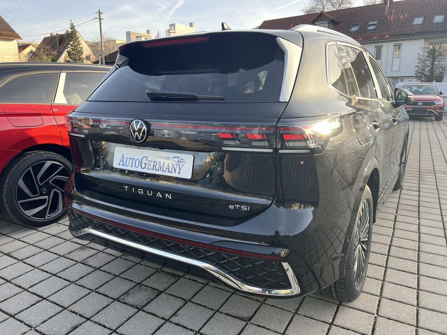 VW Tiguan 2.0TDI 193PS R-Line 4Motion IQ-Light DSG З Німеччини (122982)