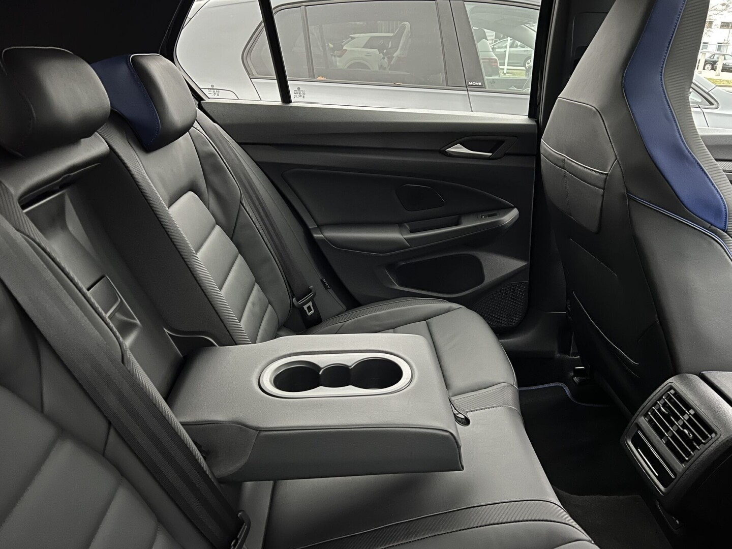 VW Golf 8 R 2.0 TSI DSG 4-Motion Performance  З Німеччини (123092)