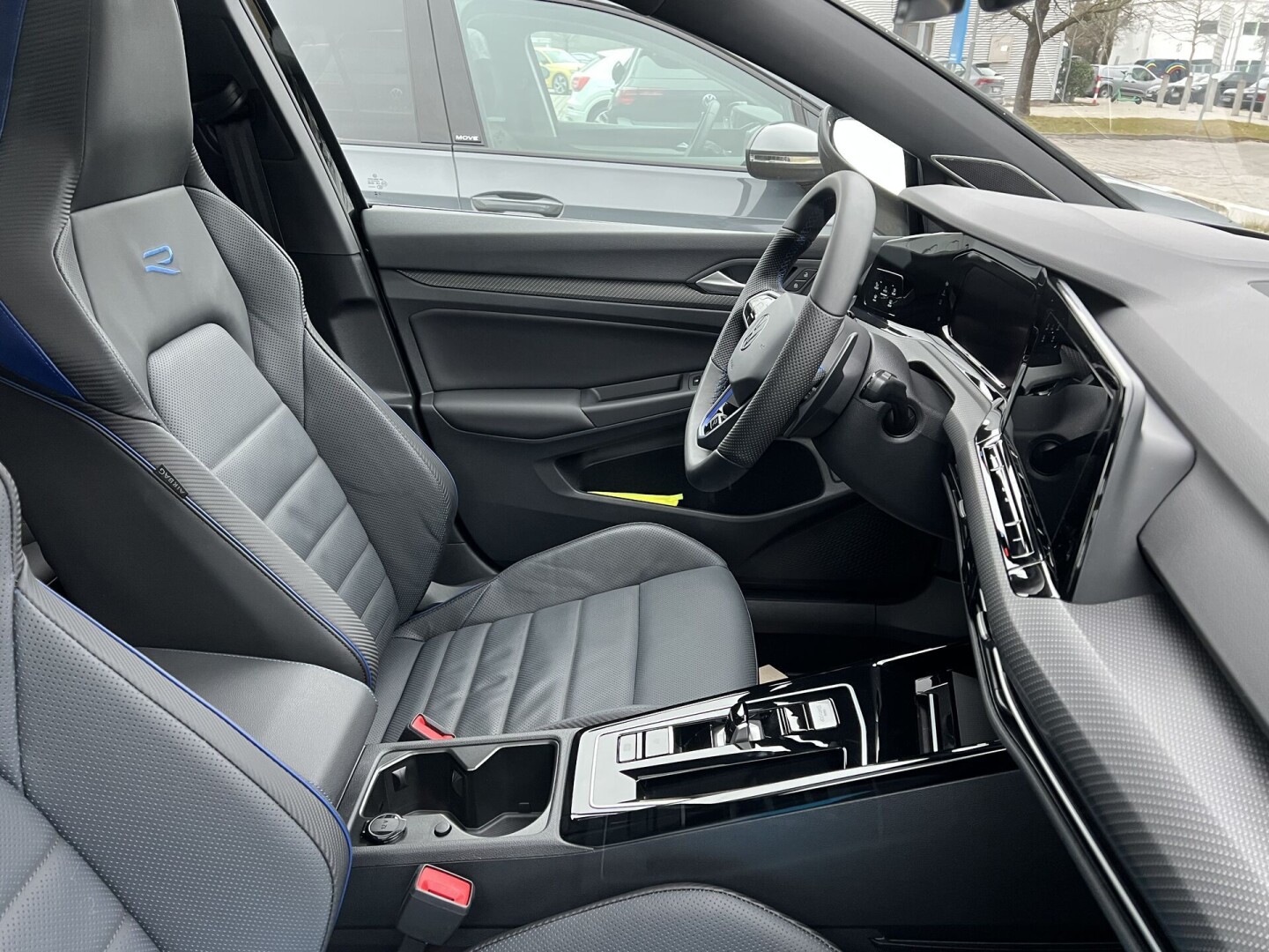 VW Golf 8 R 2.0 TSI DSG 4-Motion Performance  З Німеччини (123093)
