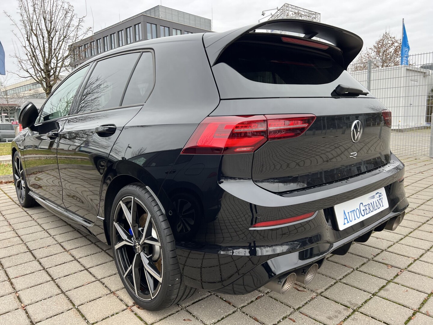 VW Golf 8 R 2.0 TSI DSG 4-Motion Performance  З Німеччини (123083)