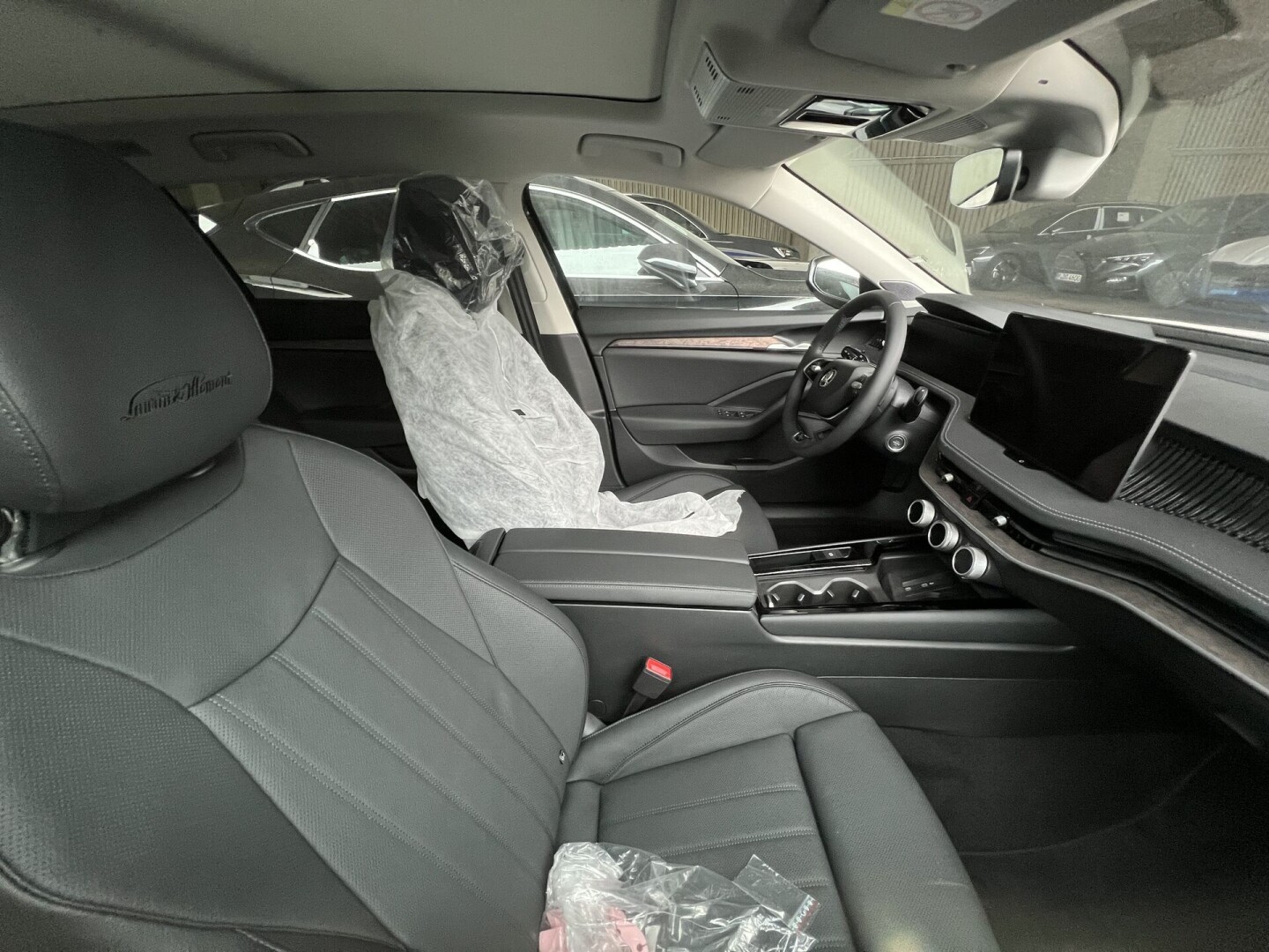 Skoda SuperB 2.0 TDI 193PS 4x4 DSG Laurin&Klement З Німеччини (123191)