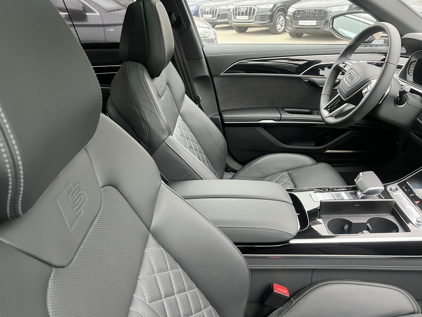 Audi A8 50TDI Quattro 2x S-Line Matrix B&O З Німеччини (123272)