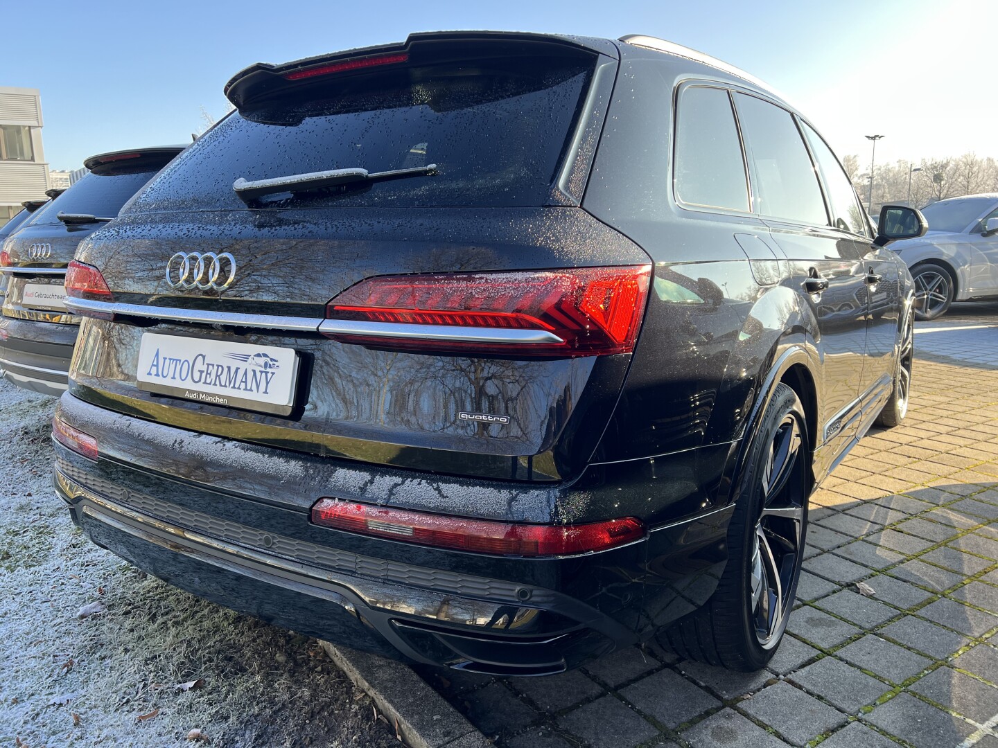 Audi Q7 50TDI 286PS S-Line Black-Paket LED 7-Set Aus Deutschland (123710)