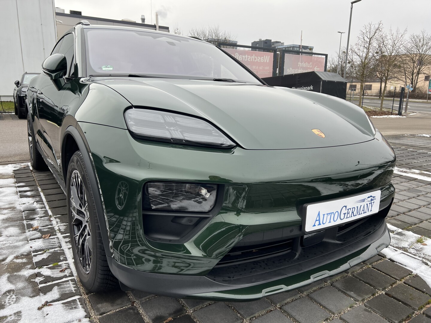 Porsche Macan 4 Electric 408PS Matrix LED З Німеччини (123999)