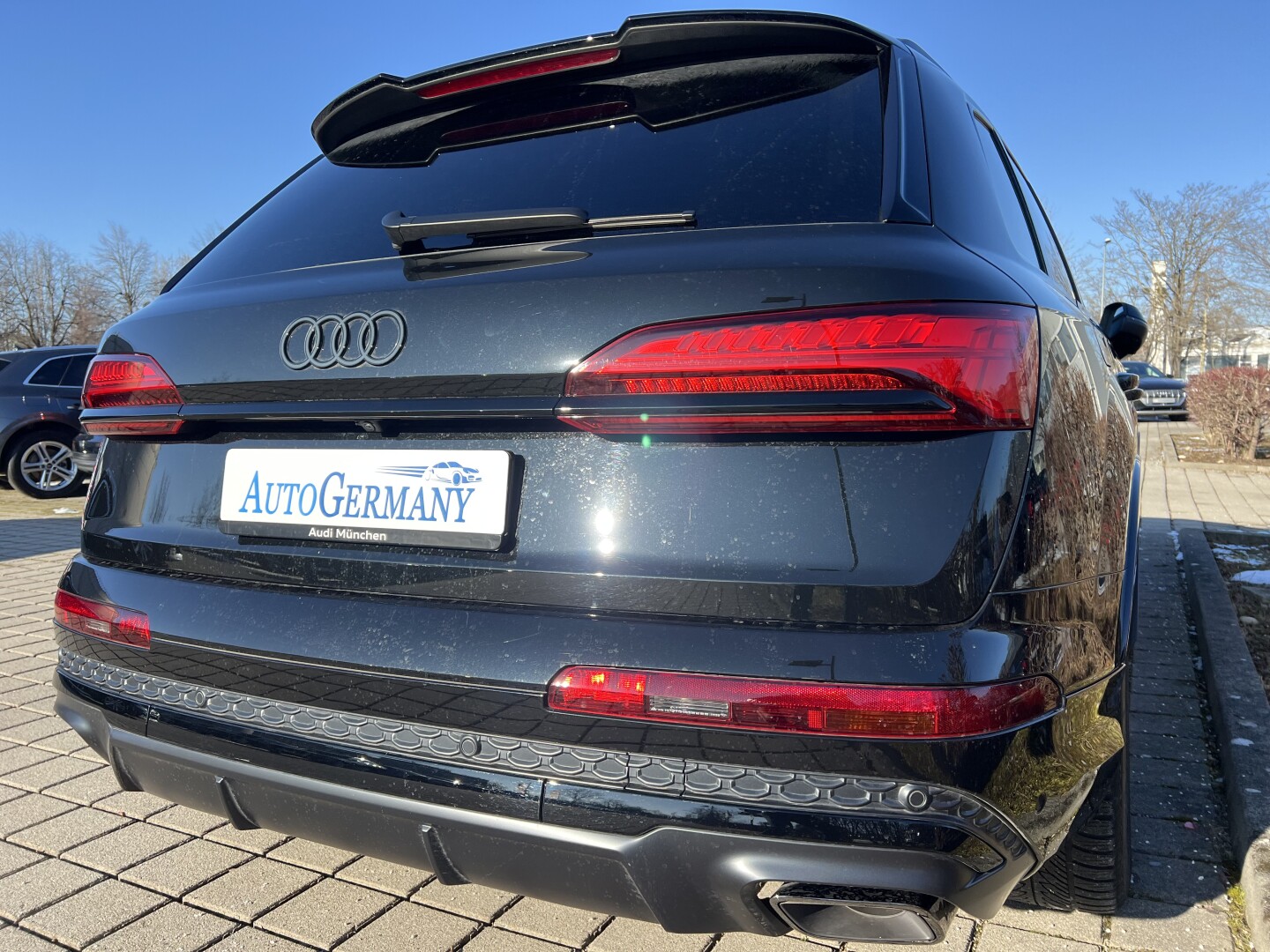 Audi Q7 SUV 50TDI 286PS S-Line Black Matrix 7-Set З Німеччини (124113)