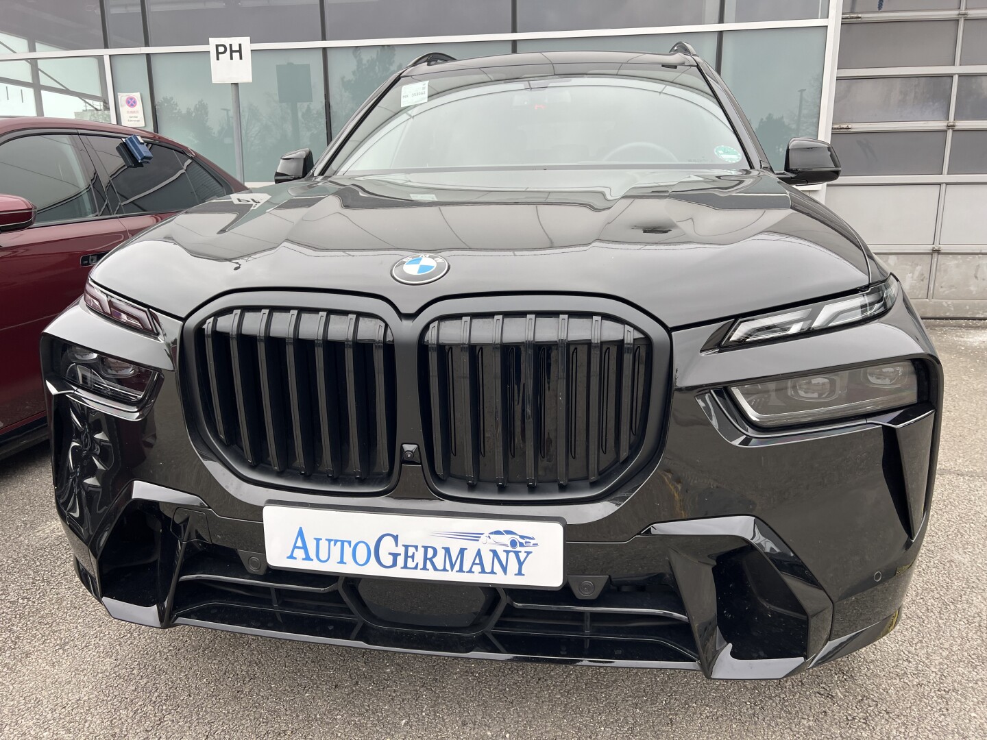 BMW X7 xDrive 40d M-Paket Black Lounge-Sky Laser From Germany (124509)