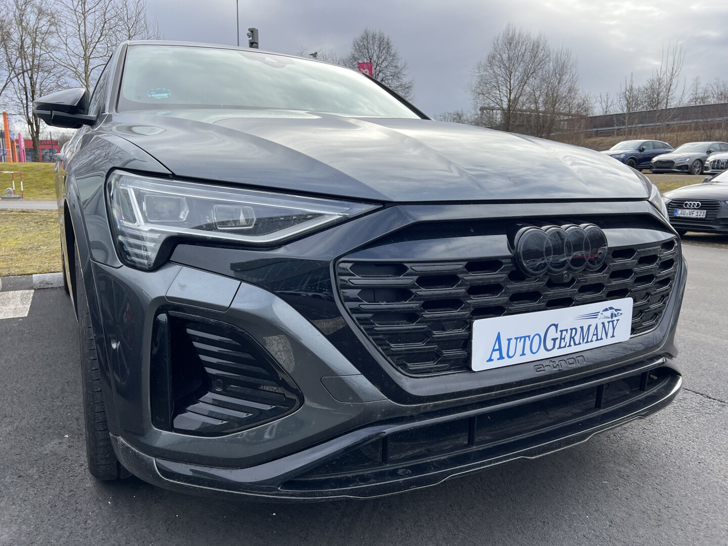 Audi Q8 e-tron 55 Quattro Sportback S-Line  Aus Deutschland (124532)