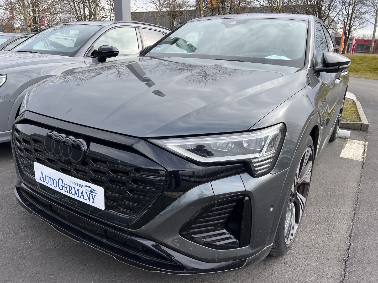 Audi Q8 e-tron 55 Quattro Sportback S-Line  Aus Deutschland (124514)