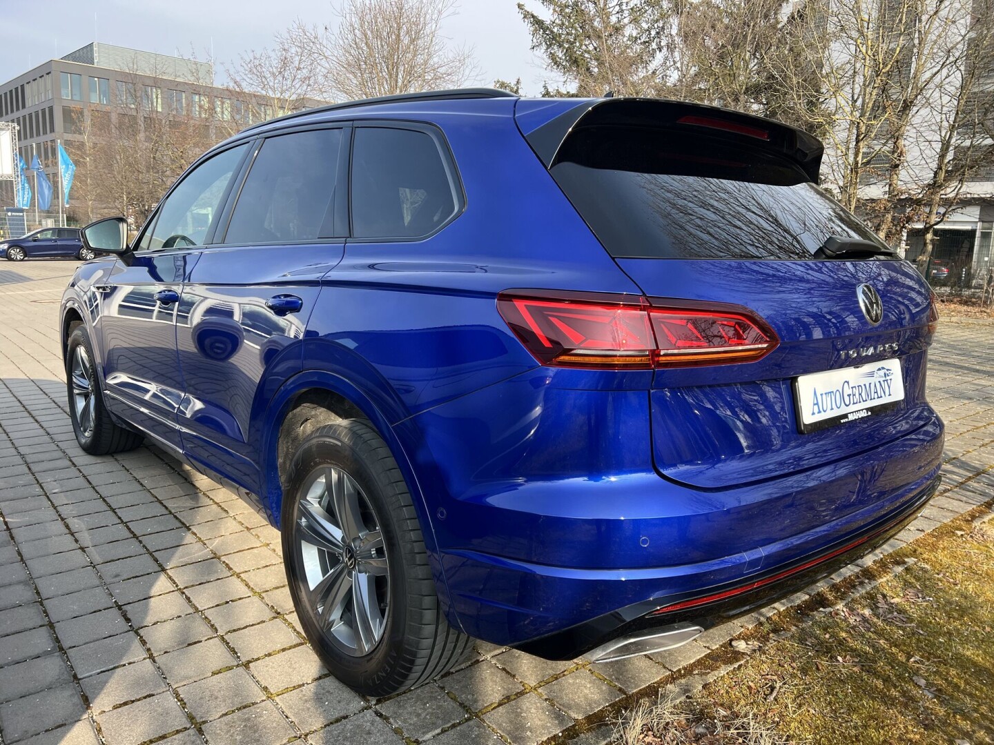 VW Touareg 3.0TDI 286PS R-Line Individual From Germany (124716)