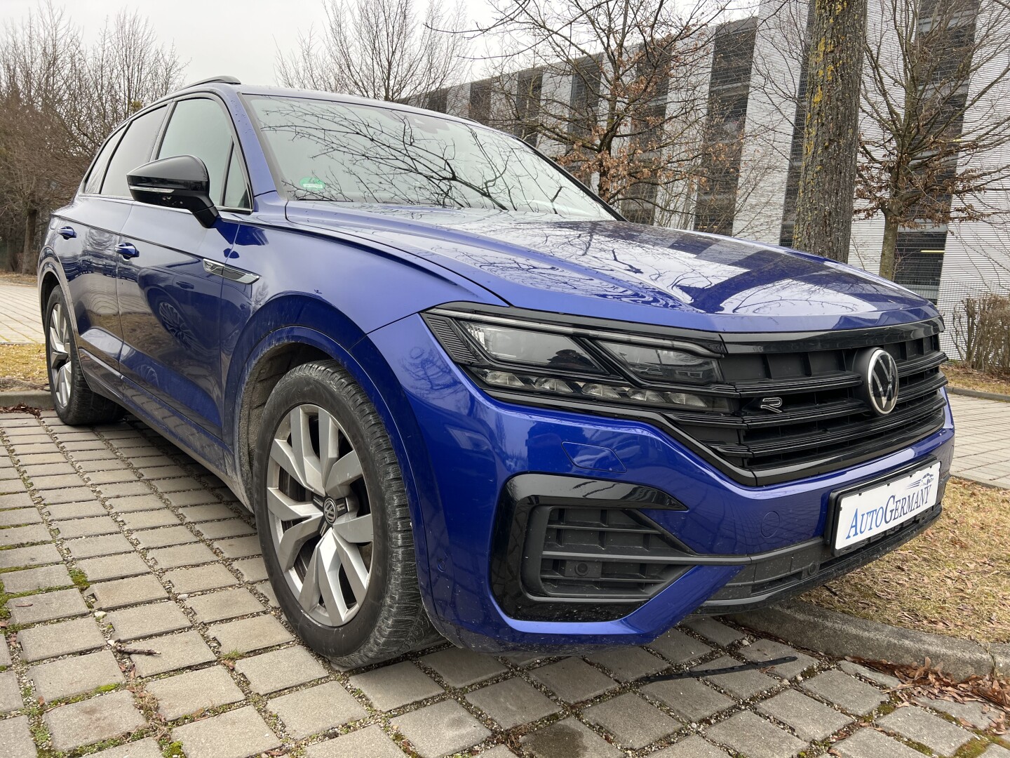 VW Touareg 3.0TDI 286PS R-Line Individual З Німеччини (124555)